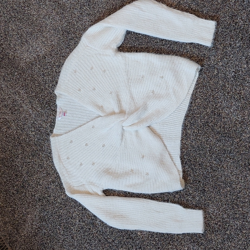 New No Boundaries Sweater